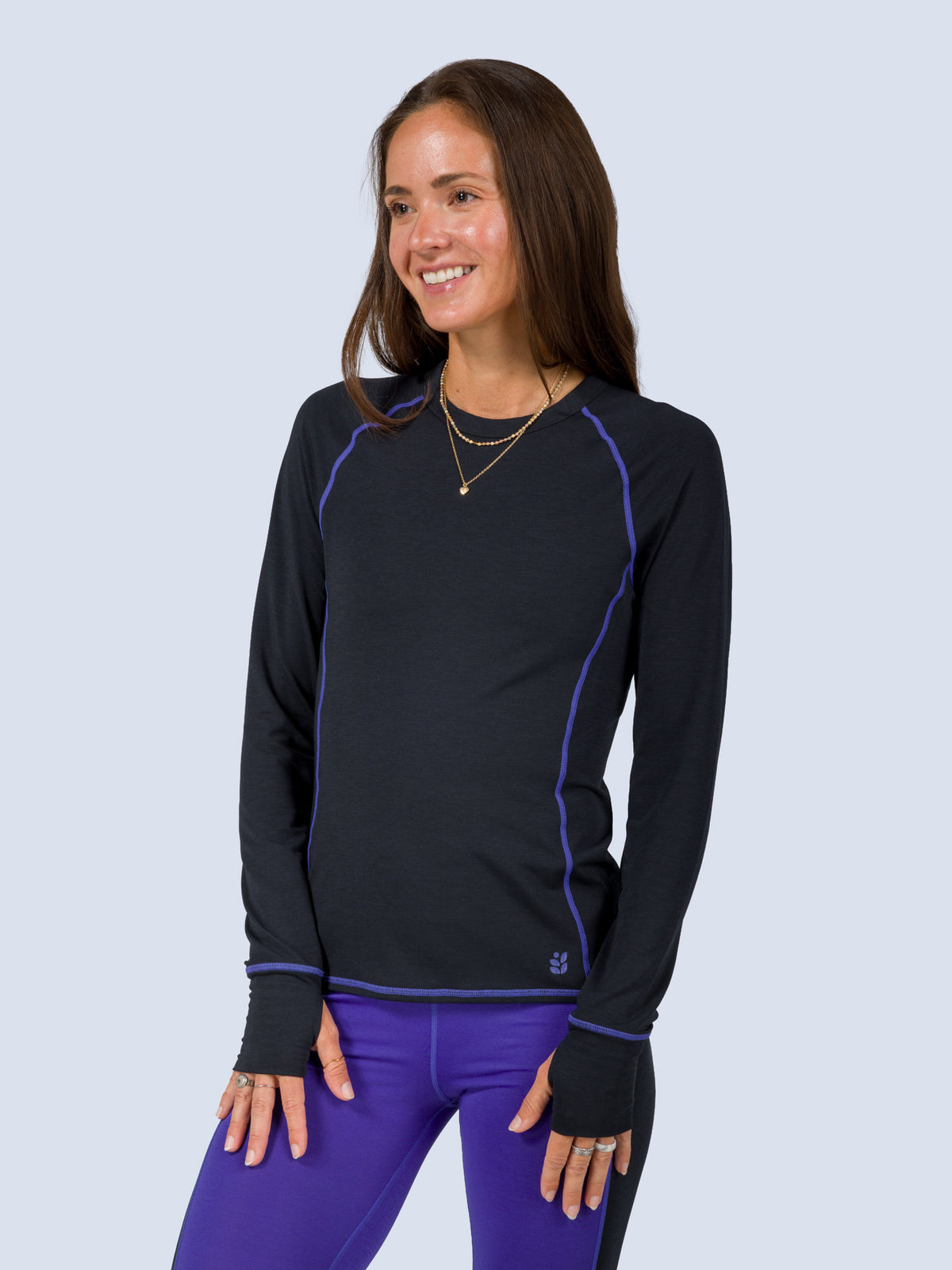 [Black] Bassett LITE Raglan in black, on model front crop view