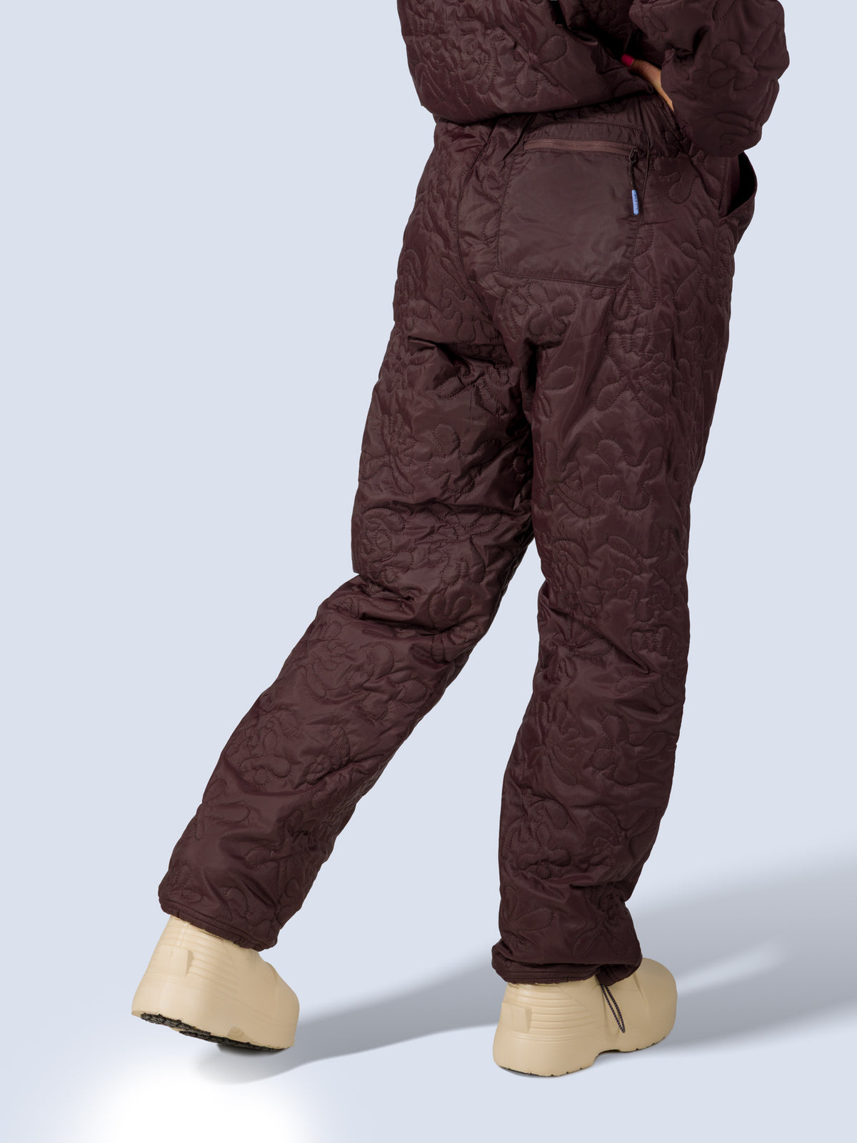 [Espresso Reef] Payette Pant in espresso reef, on model back crop