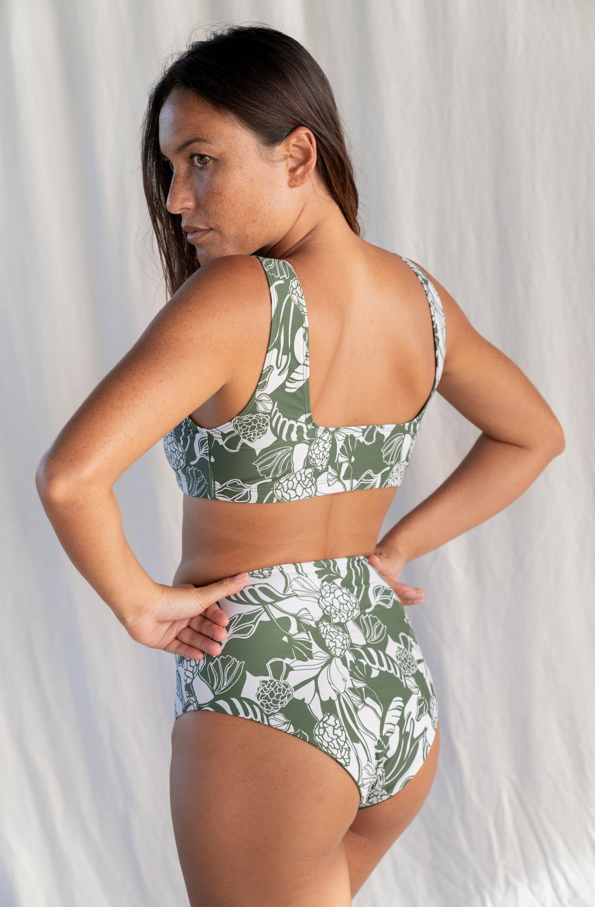 [Olive You Morchella] Wild Rye x September collab swimsuit bikini top on model 3 -  back crop view