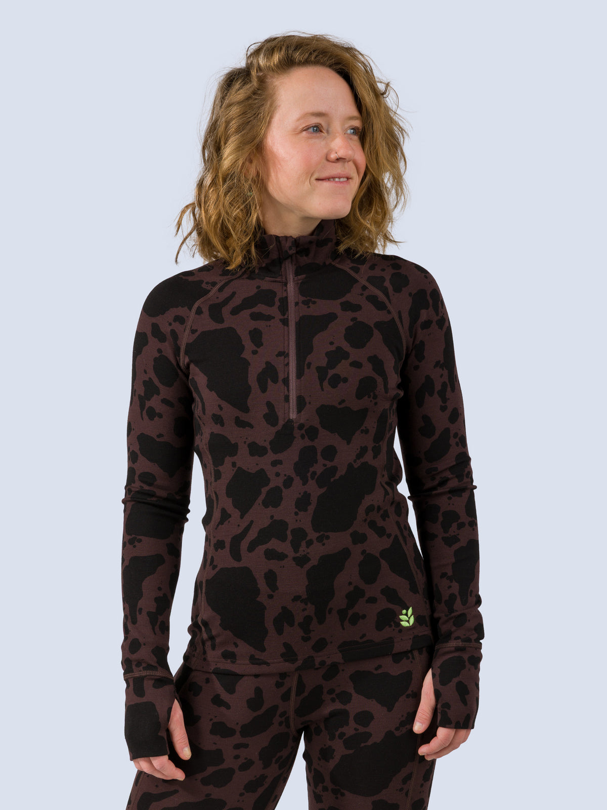 [Moo La La] Bassett Half Zip – front view