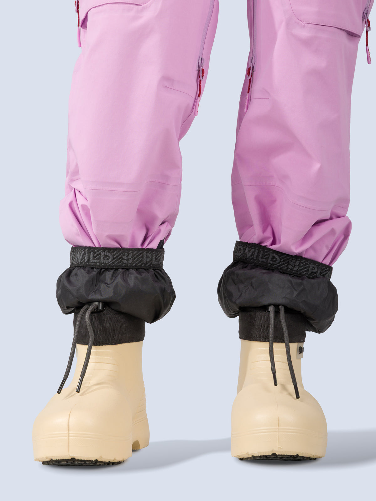 [Orchid] Heyburn 3L Bib in orchid pink, inner snow gaiter detail