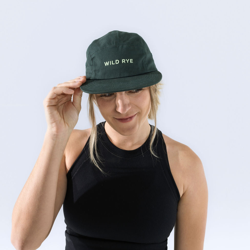 [Shaded Spruce] Edith Brim hat canvas shaded spruce on model front view