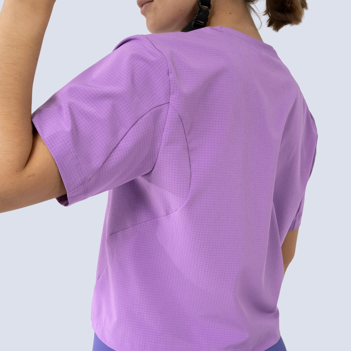 [Amethyst] Easley Crop tee in amethyst, perforated and breathable fabric close up detail