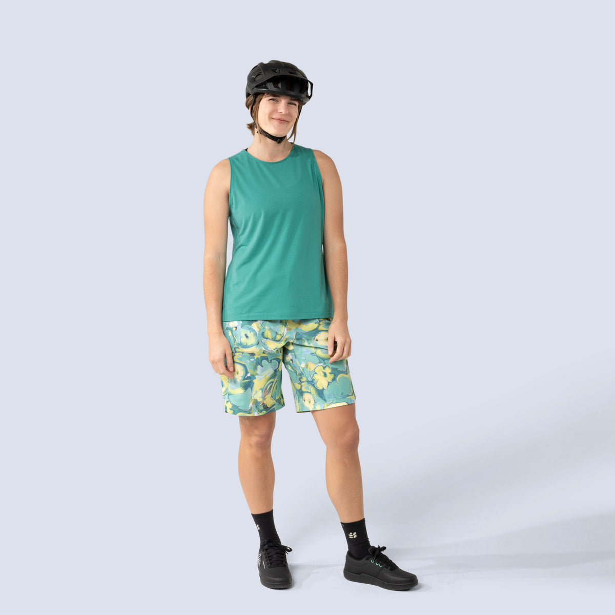 [Alhambra] Lola Muscle tank Alhambra green, on model front full body view