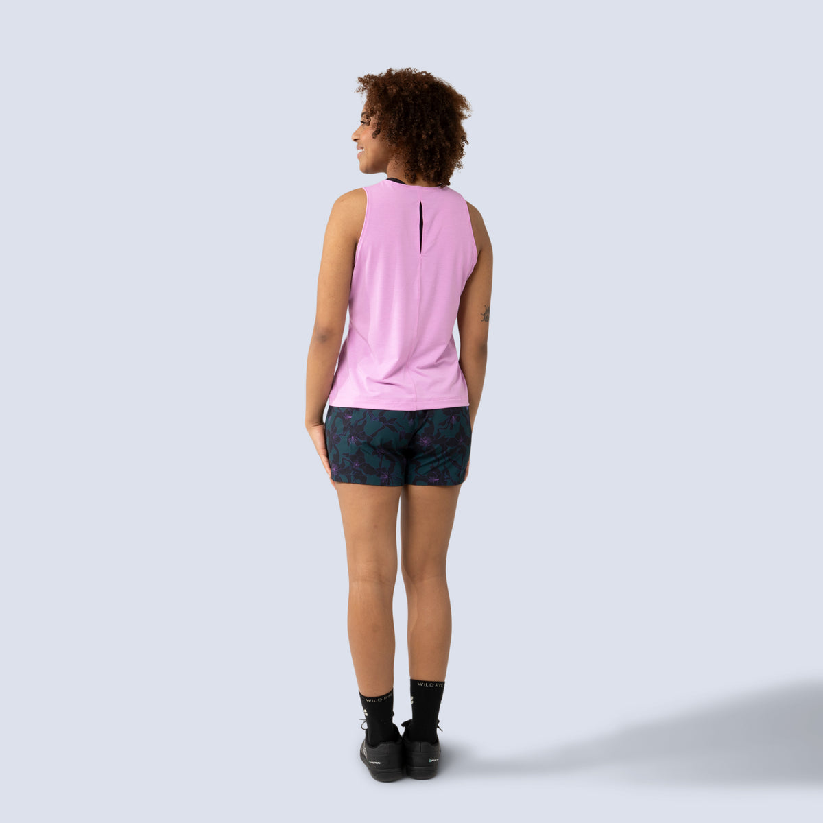 [Spruce Aquila Bloom] Rita Short in Spruce Aquila Bloom, on model back full body view