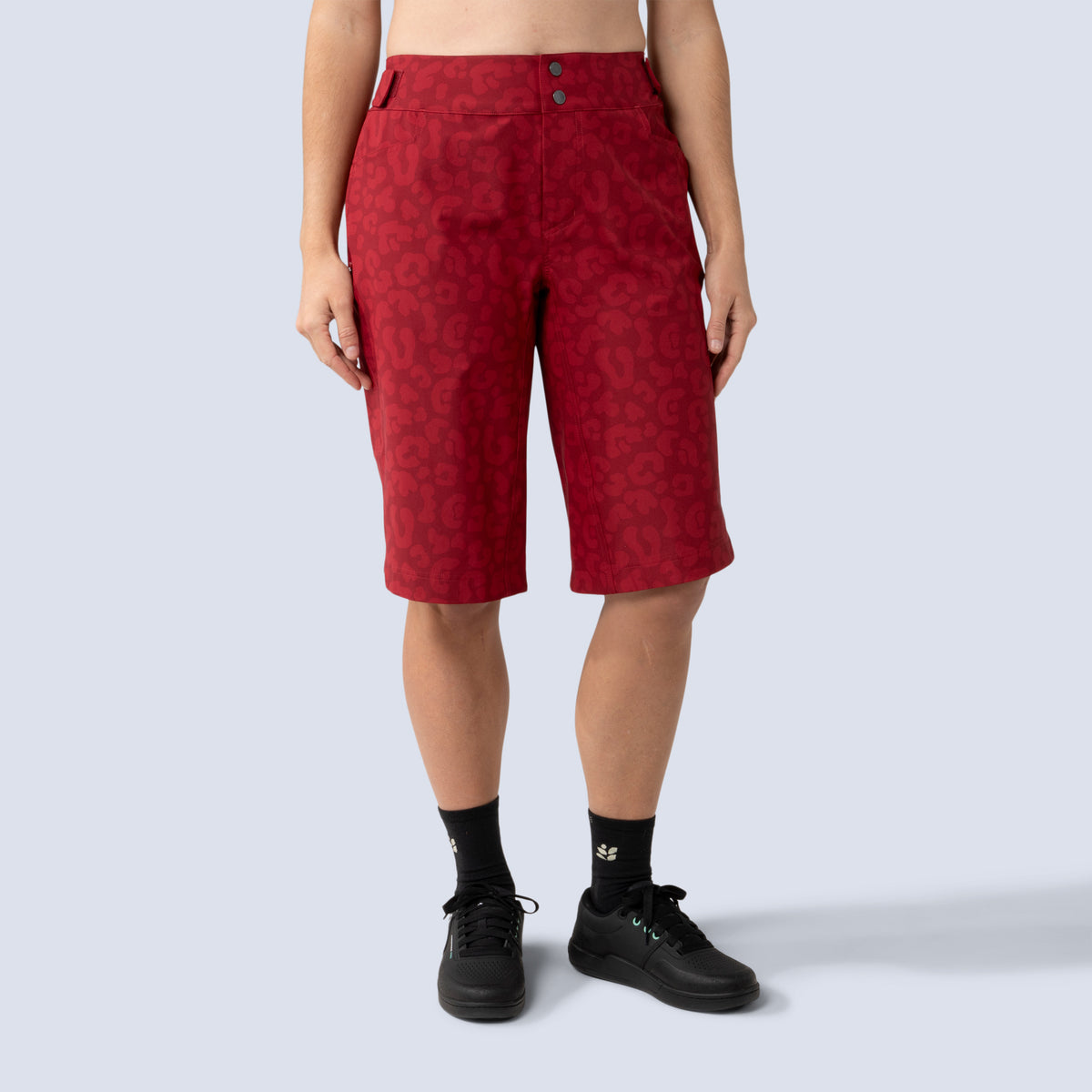 [Garnet Meow] Frankie 14.75" Short in Garnet Meow, on model front crop view