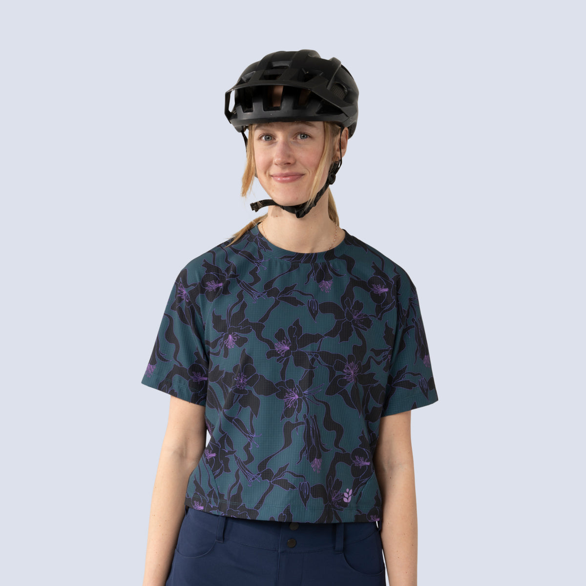 [Spruce Aquila Bloom] Easley Crop tee black and green floral, on model front crop view