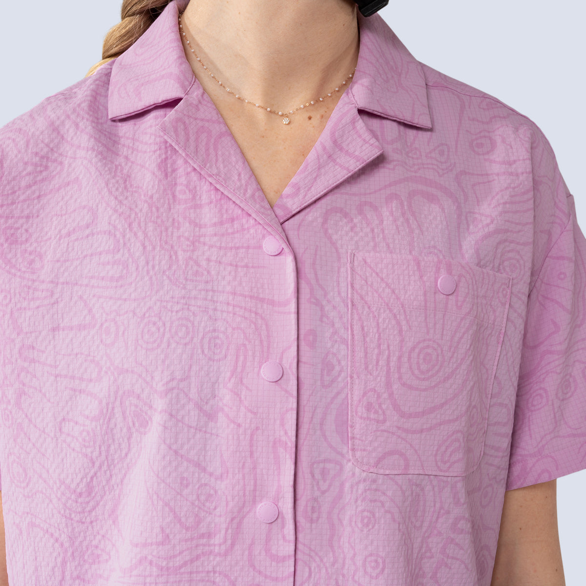 [Alpenglow Wings] Lil Party shirt Alpenglow Wings fabric and button detail
