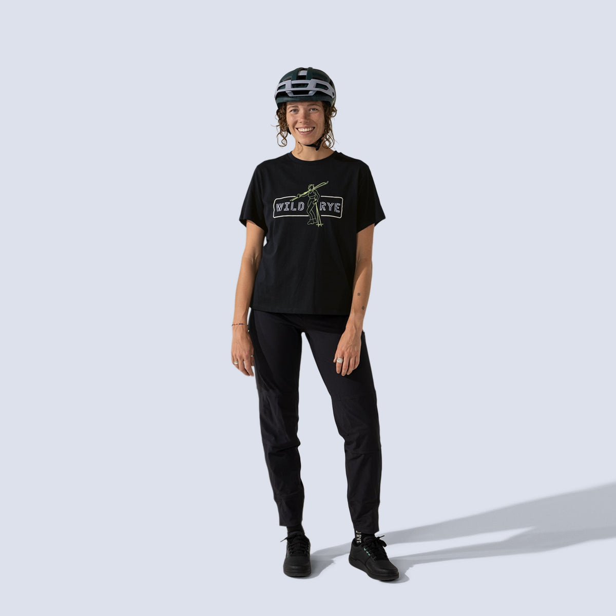 [Black] Freyah Pant Black front full body view