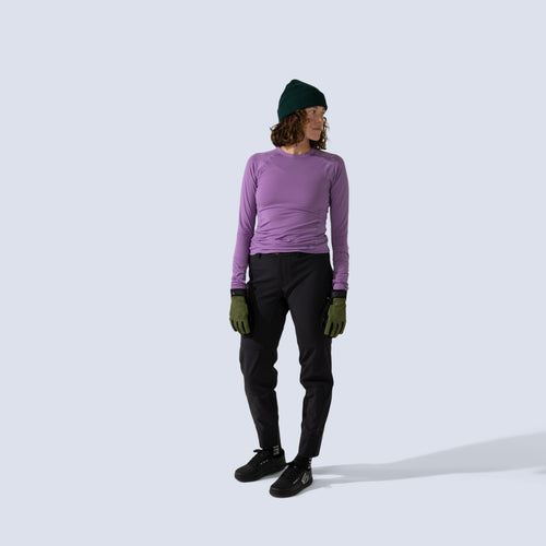Black softshell freyah pant, model full body view