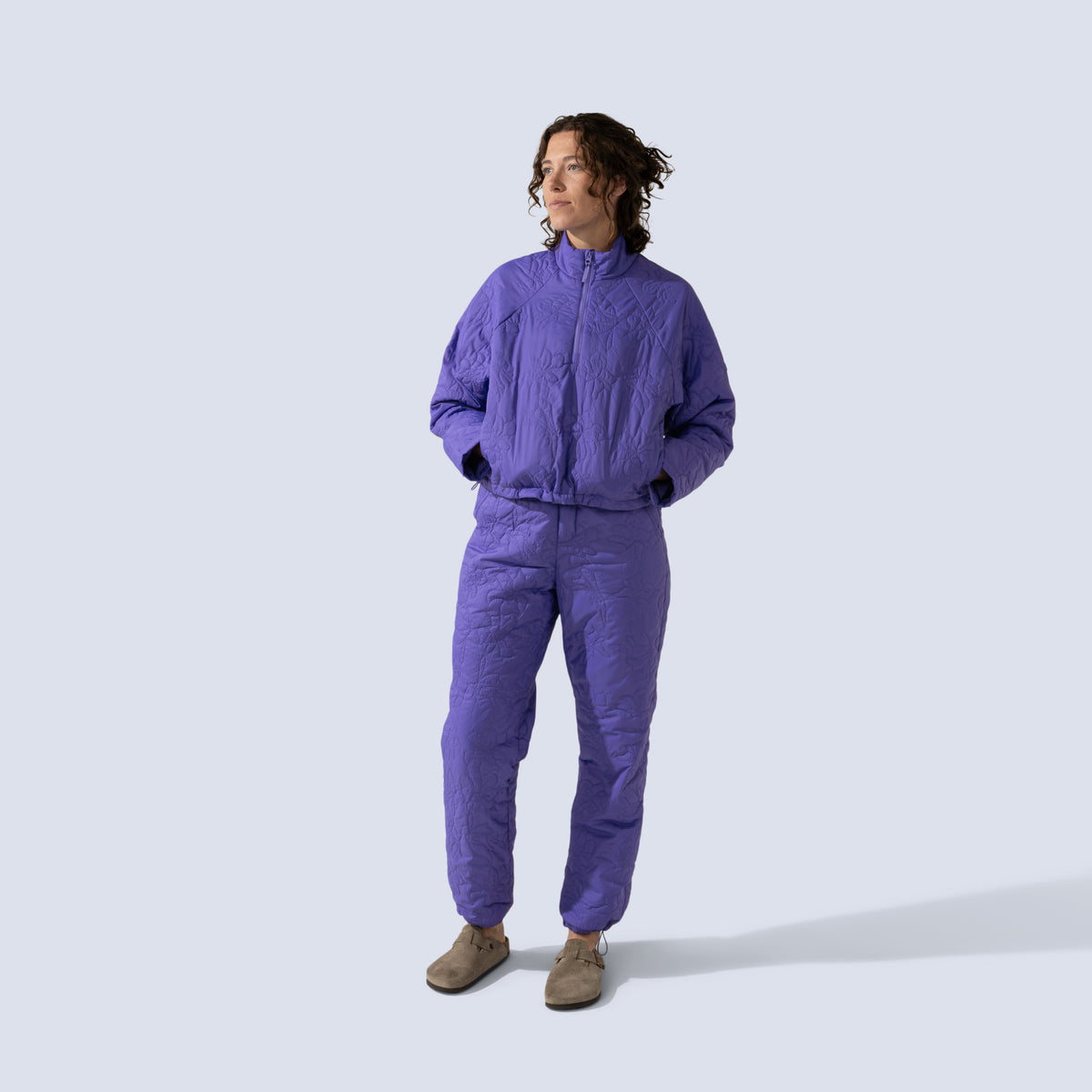 [Iris] Payette pullover in Iris, on model front full body view with matching pants