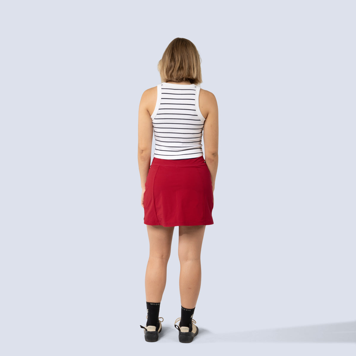 [Star garnet] Parker Skort in star garnet, on model back full body view