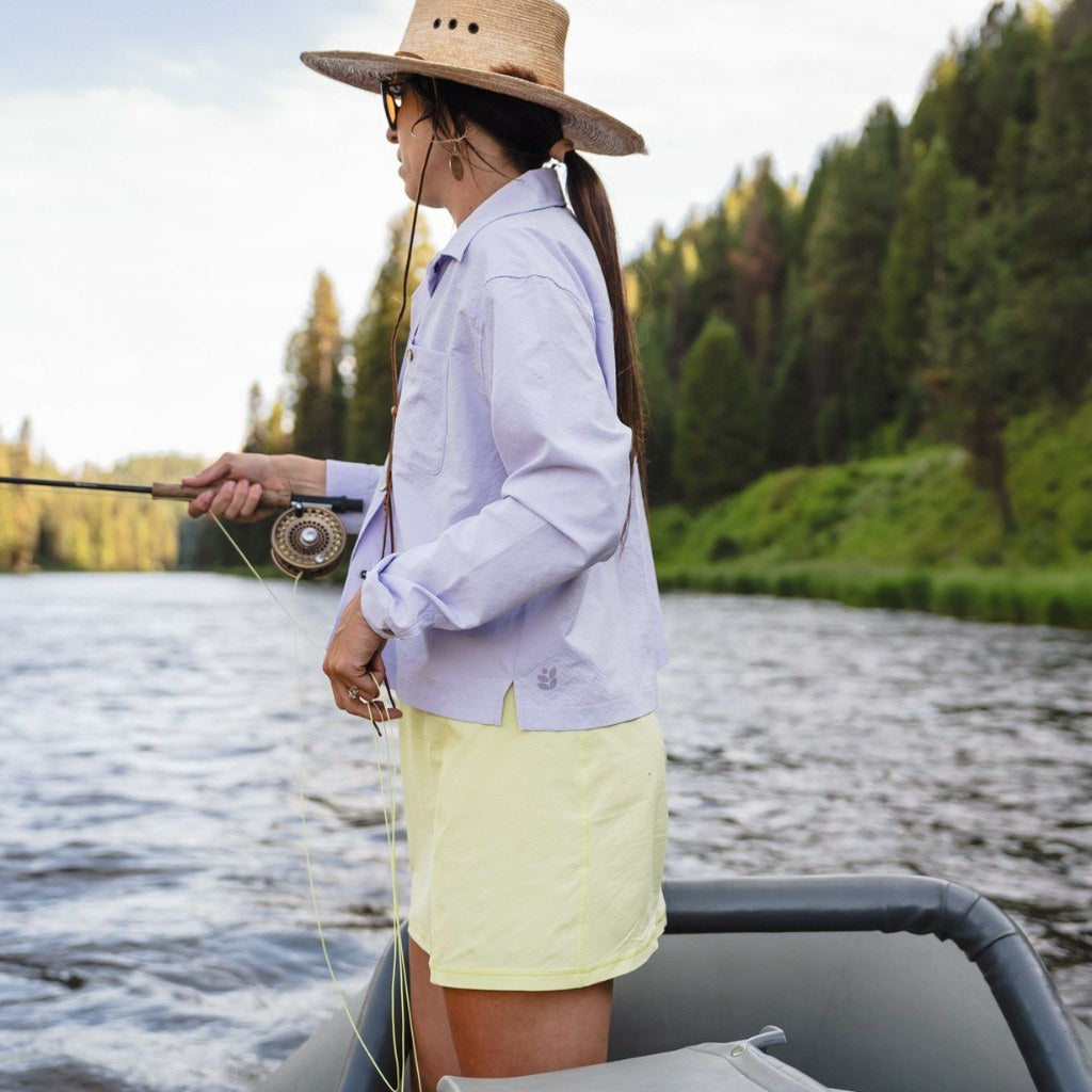 [Purple Haze] Woman fly fishing wearing the remi shirt